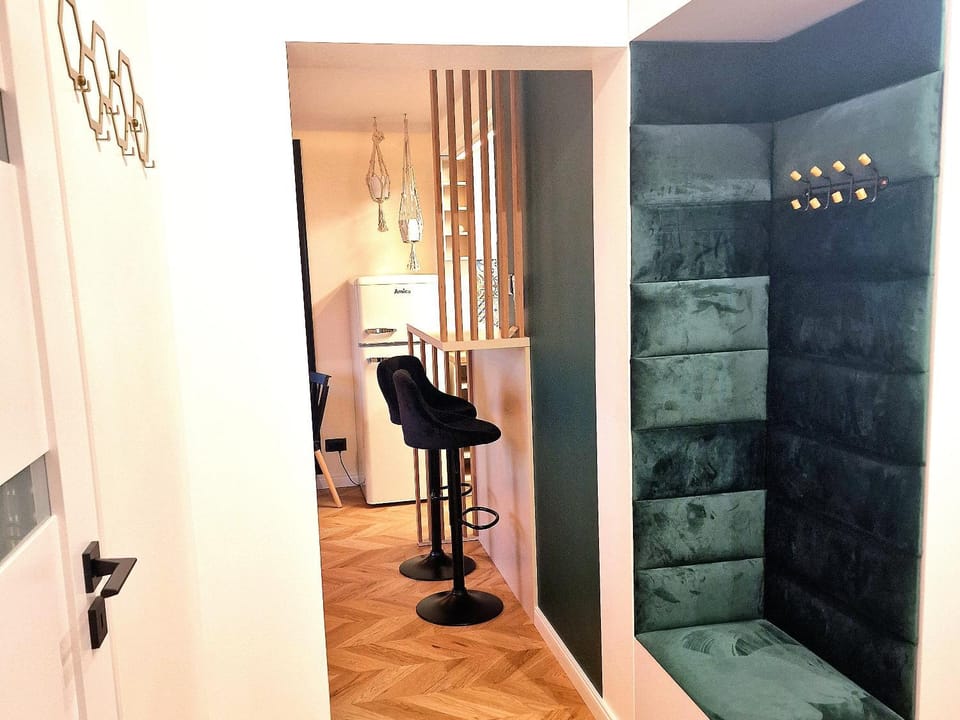 Lounge or bar