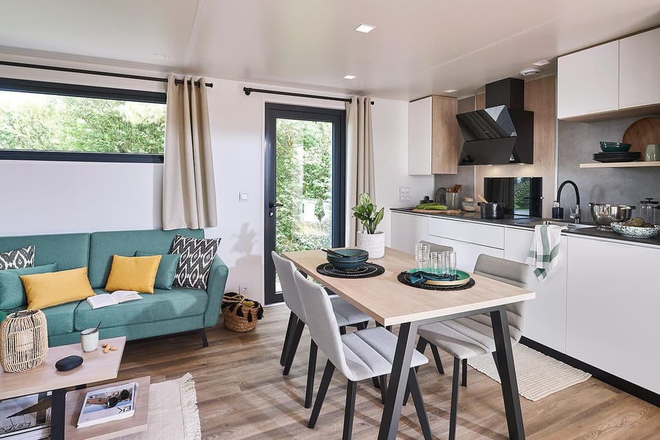 Camping Country Park Crecy La Chapelle - Site Officiel - Next to Disneyland Paris Campground/ 
RV Resort in Île-de-France