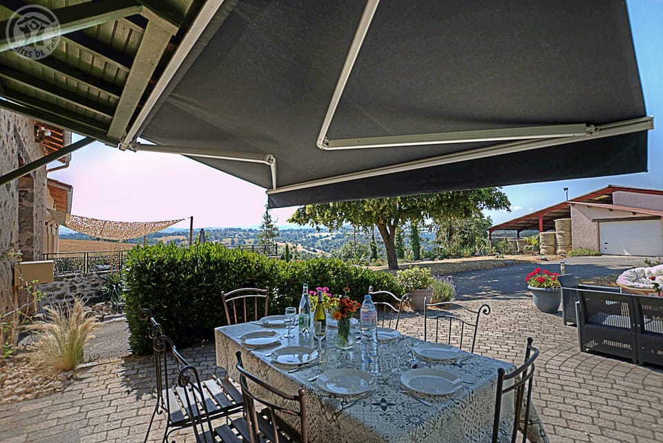 Maison de campagne dans un village de caractère House in Auvergne-Rhône-Alpes
