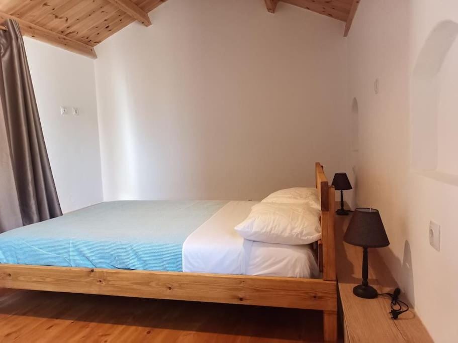 Aloni Cottage above Aegean Sea Apartment in Icaria