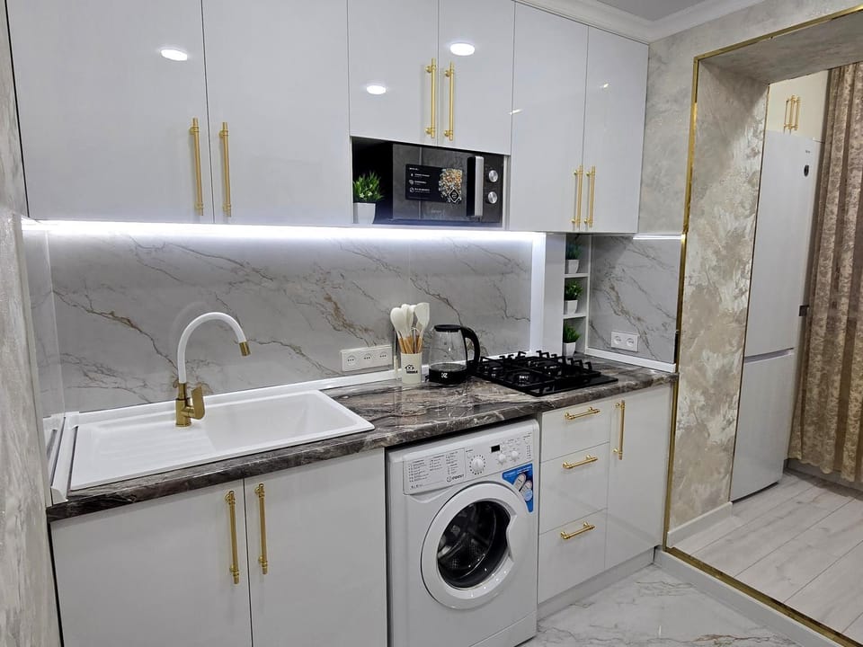 1-ком в центре Шымкента Аскарова 5 - 2й этаж Apartment in Kazakhstan