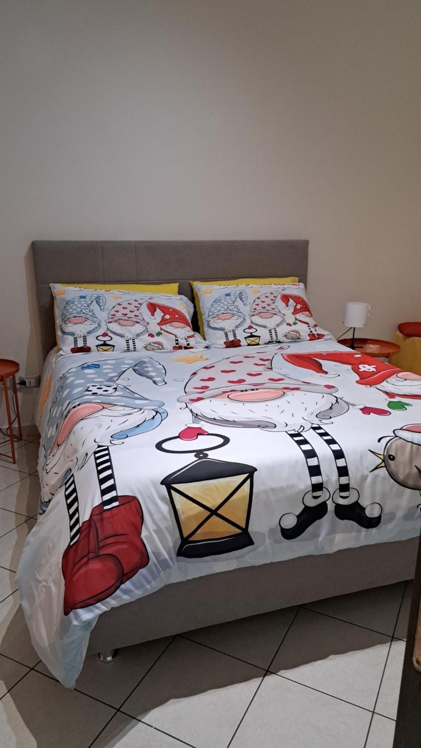 Bed, Decorative detail, Decorative detail, Bedroom