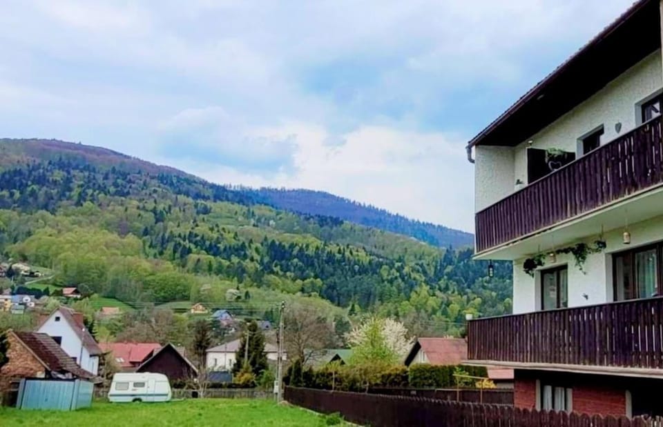 Studio 2-pokojowe z balkonem z widokiem na góry Vacation rental in Lesser Poland Voivodeship