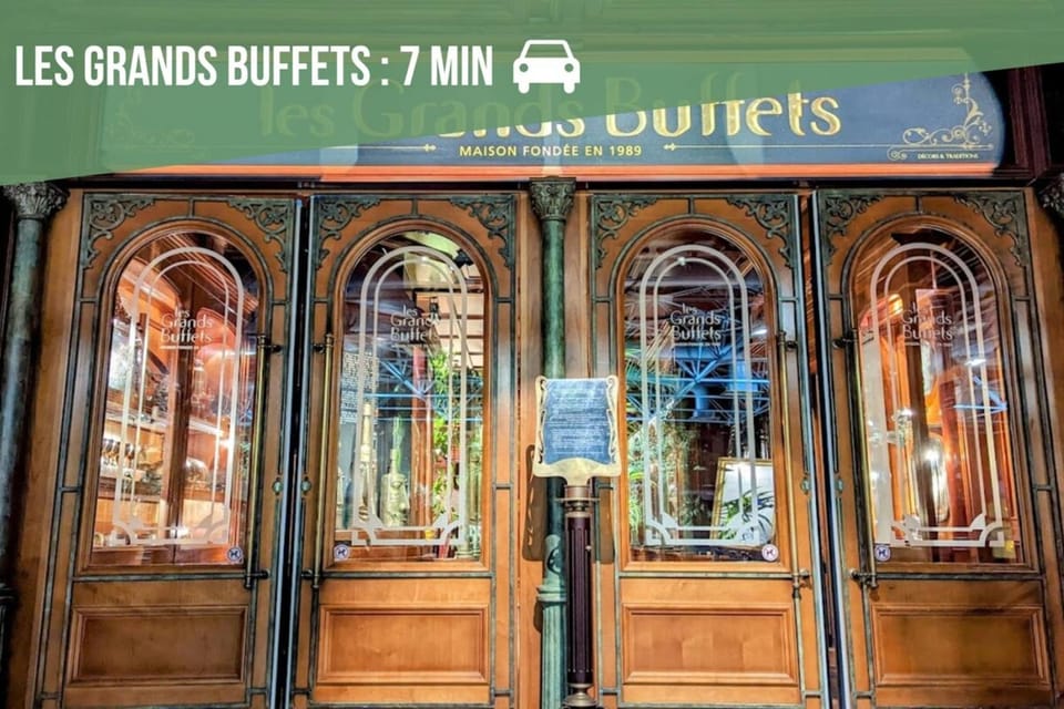 Restaurant/places to eat, Property logo or sign