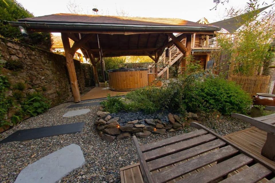 Day, Garden