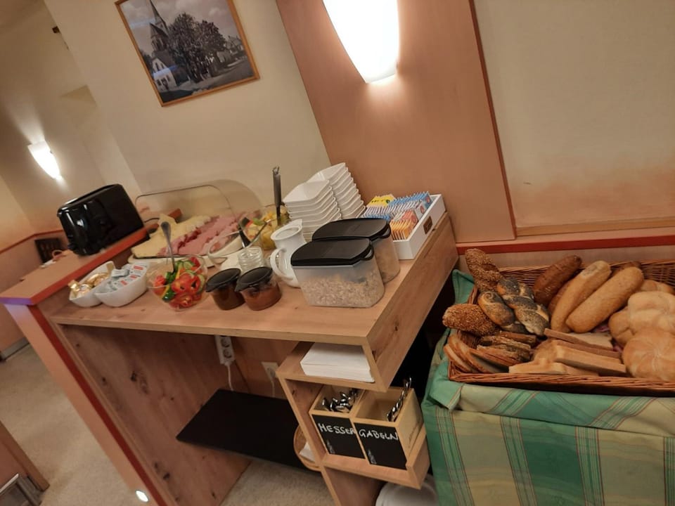 Restaurant/places to eat, Breakfast