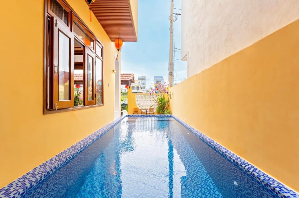 Pool view, Swimming pool