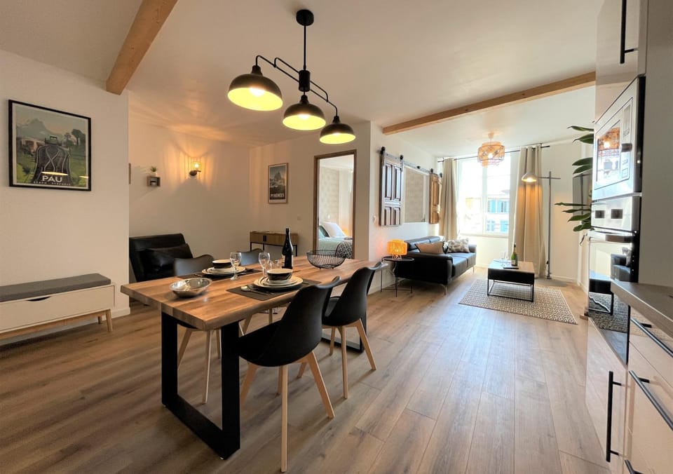 TV and multimedia, Living room, hair dresser