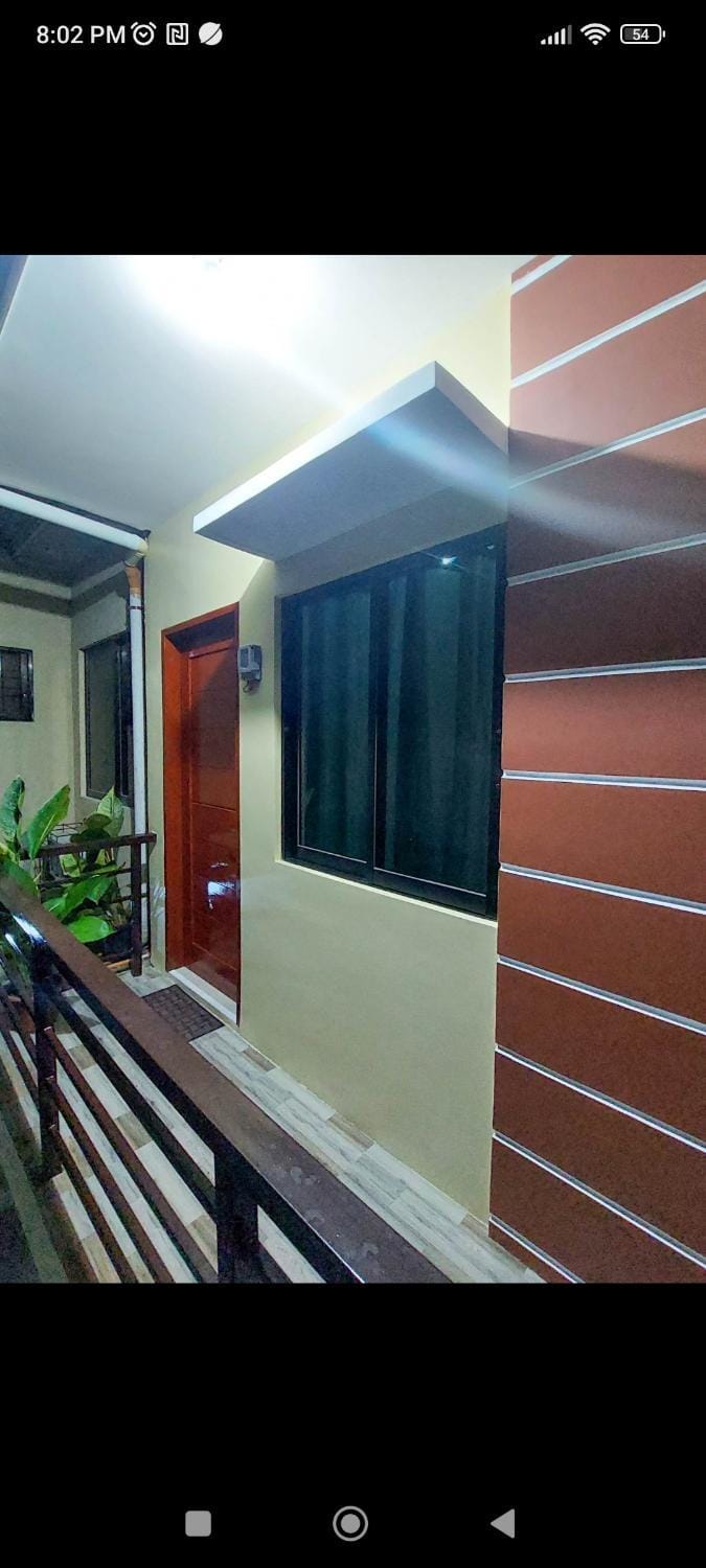 Facade/entrance, Balcony/Terrace
