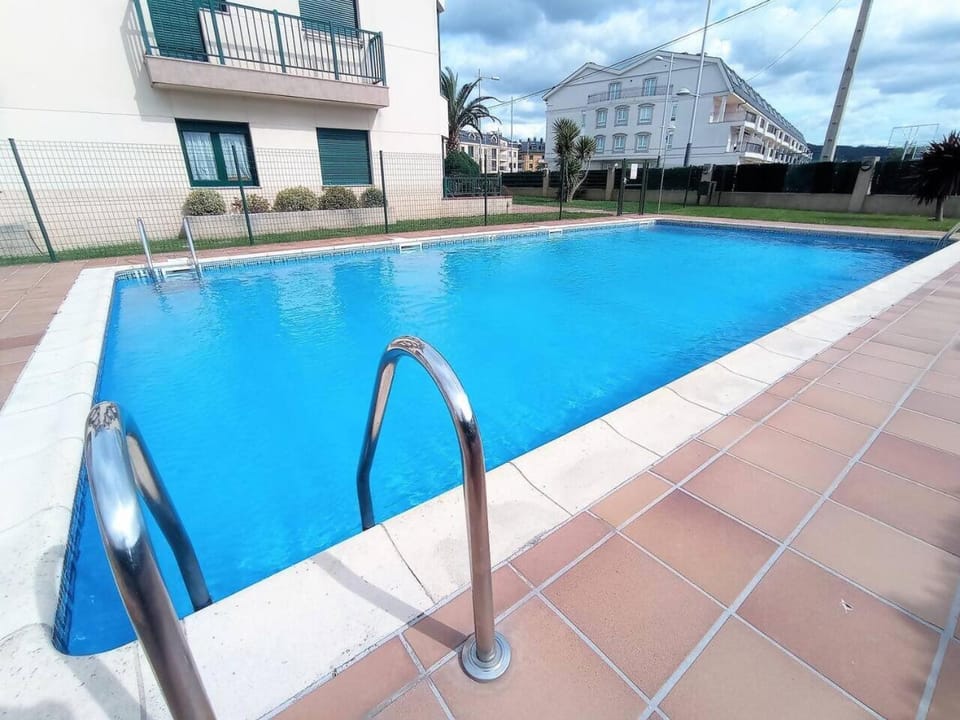 Apartamento Playa Catedrales con piscina y terraza Apartment in Galicia