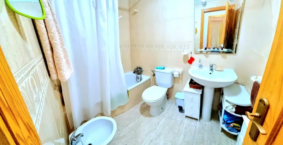 Bathroom, bidet