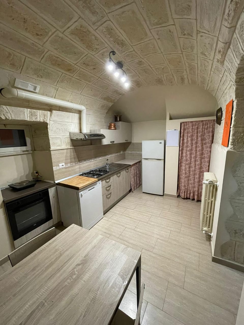 Kitchen or kitchenette, dishwasher, minibar, oven, pet friendly, stove