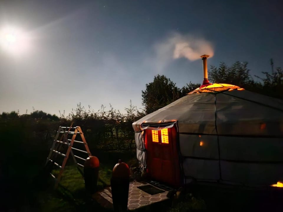 T'eiberveld Yurt verhuur Noord-Sleen Luxury tent in Drenthe (province)