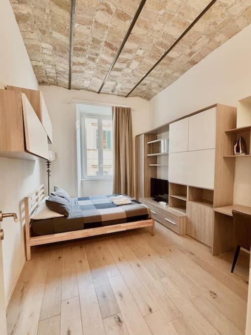 Bed, Photo of the whole room, Bedroom, wardrobe