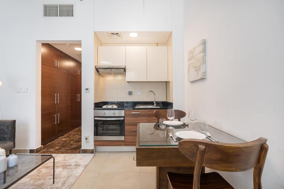 Sleek Studio in Dubai's Vibrant JBR Neighborhood Apartment in Dubai