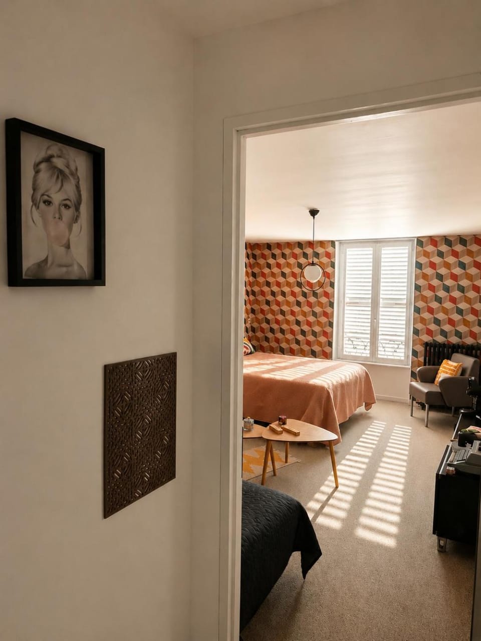 Photo of the whole room