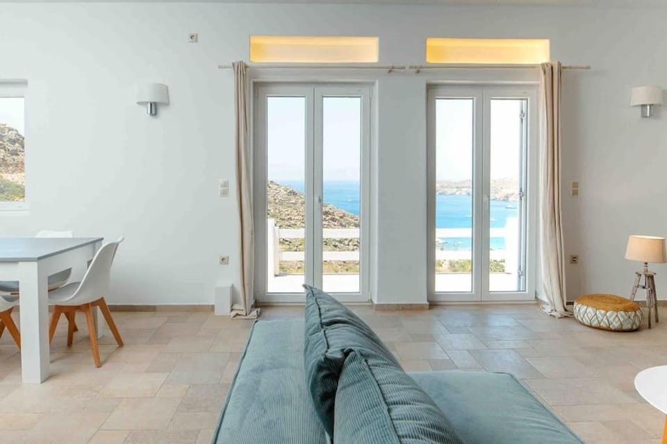 Sea and Sun l Villa in Decentralized Administration of the Aegean