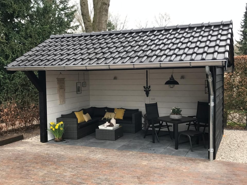 Garden, Seating area, On site, Garden view