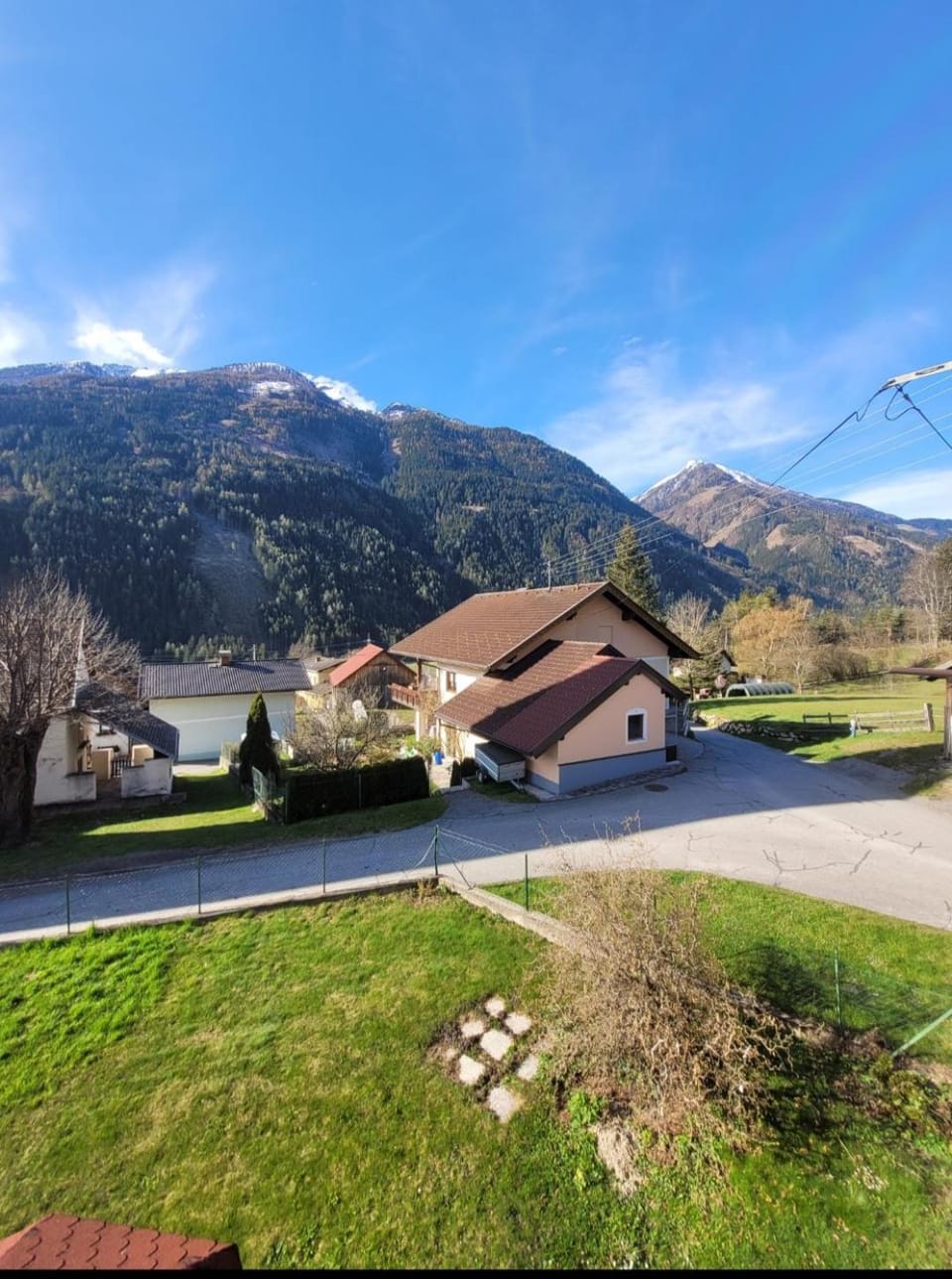 Neighbourhood, Natural landscape, Mountain view