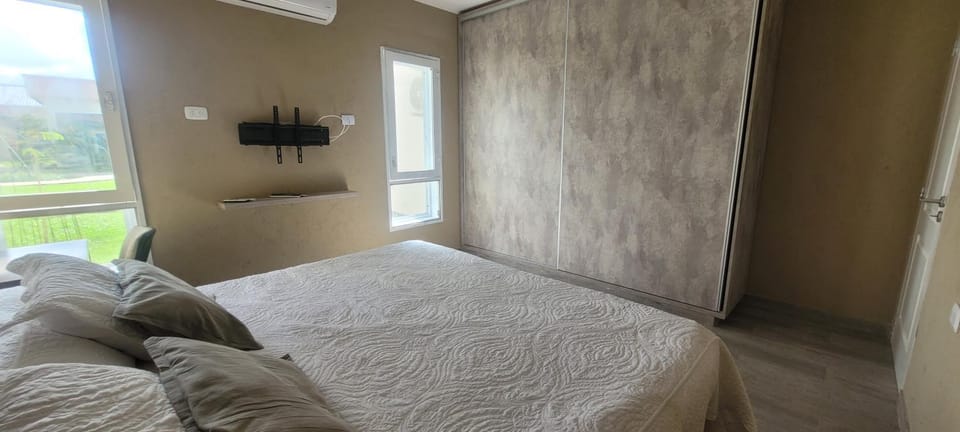Bed, TV and multimedia, Bedroom, wardrobe, air conditioner