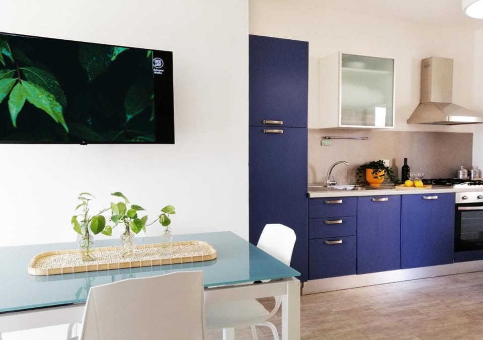 TV and multimedia, Kitchen or kitchenette, Dining area, pet friendly