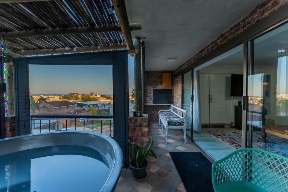 Hot Tub, Balcony/Terrace