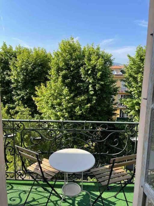Lovely appartment with 2 bedrooms Nice Libération Apartment in Nice