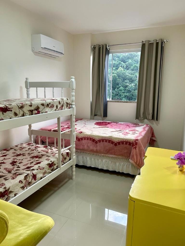 Apartamento completo na praia de Bombas Apartment in Porto Belo