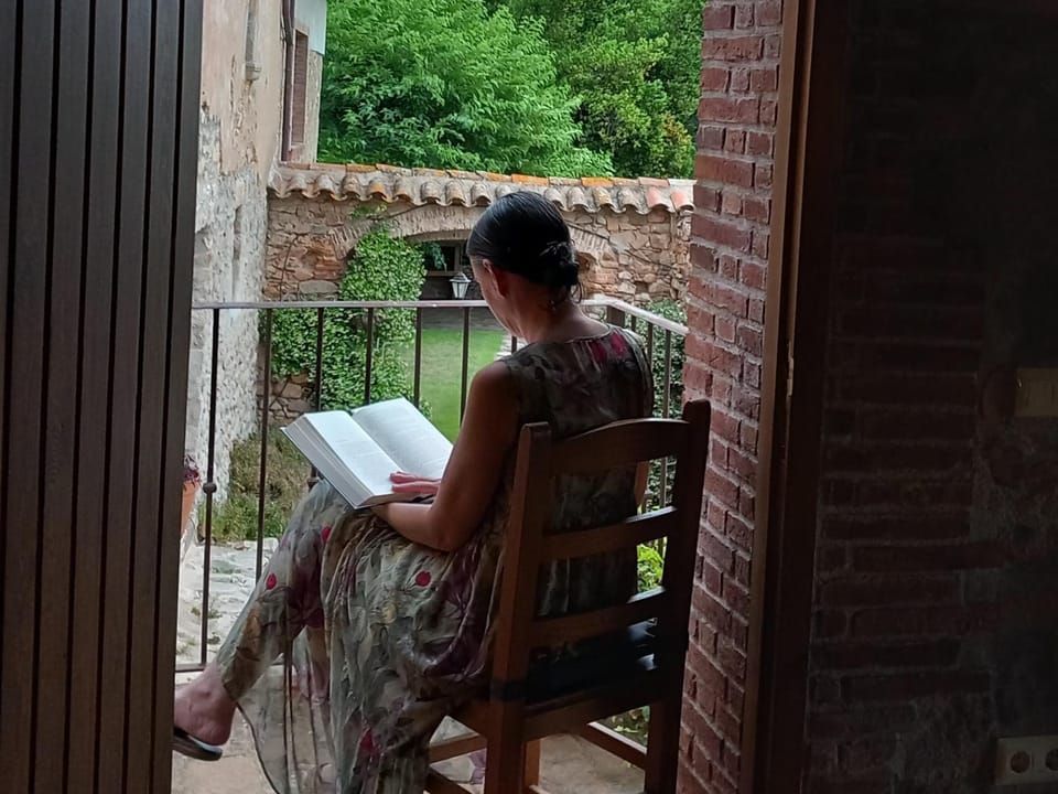 Mas Vilar, relax, nature and slow Exclusive Only 6 rooms Country House in Selva