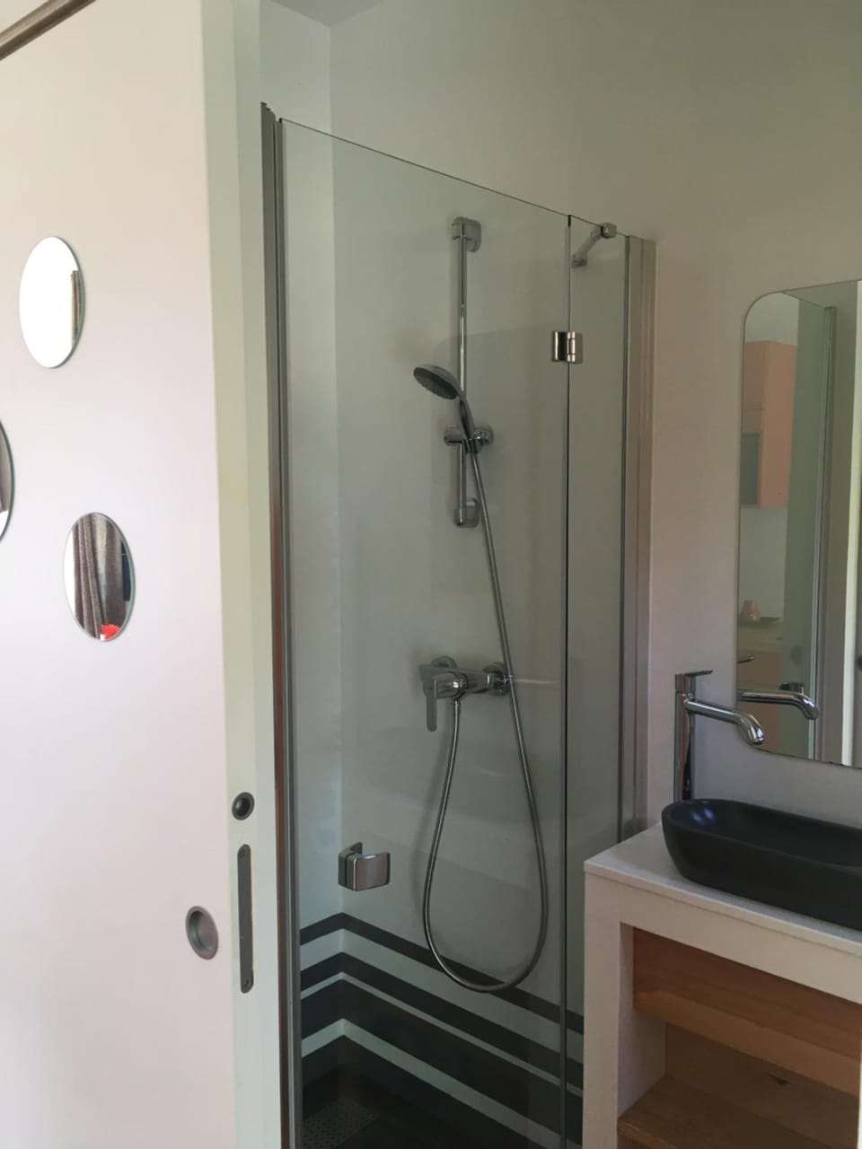 BY Cassis chambre privée dans maison familiale Vacation rental in Cassis