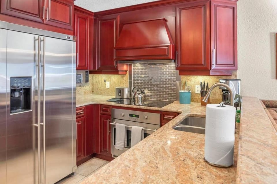 Hotel-Like 2BR Near Ski Lift and Free Shuttle Line House in Wasatch County