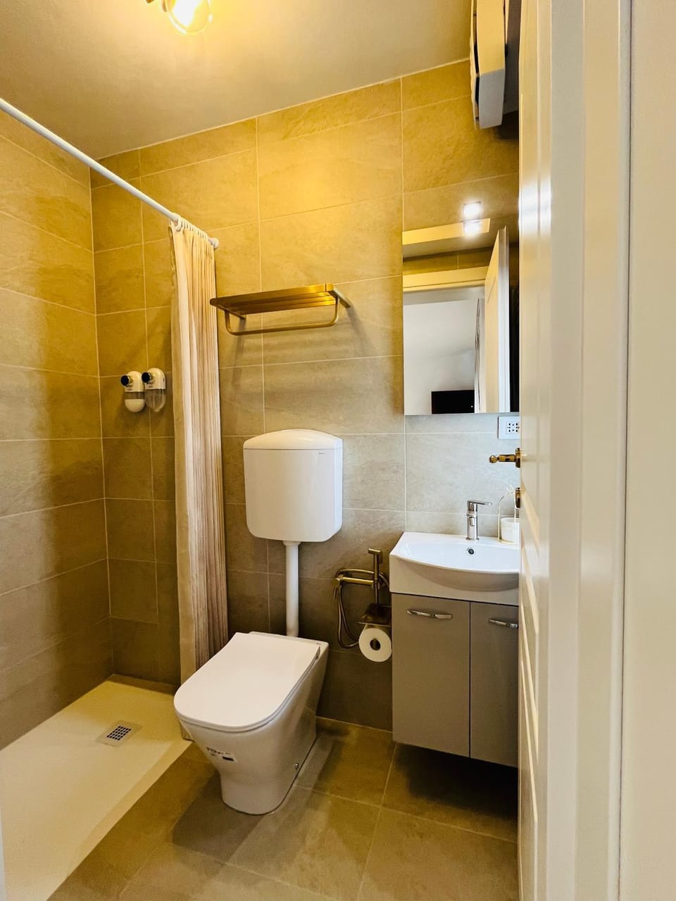 Thalia Room Venezia Mestre Bed and Breakfast in Venice