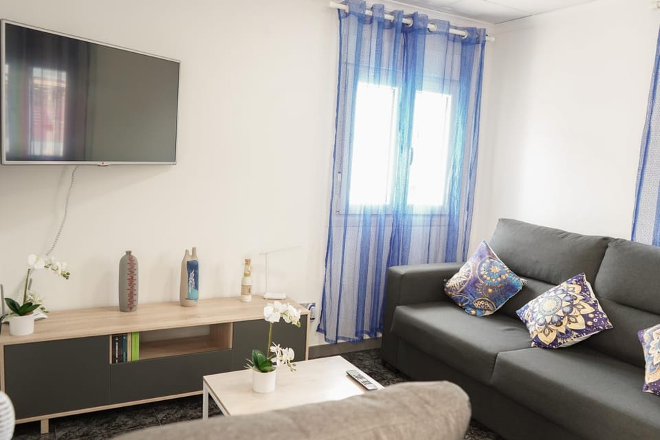 TV and multimedia, Dining area, internet, air conditioner