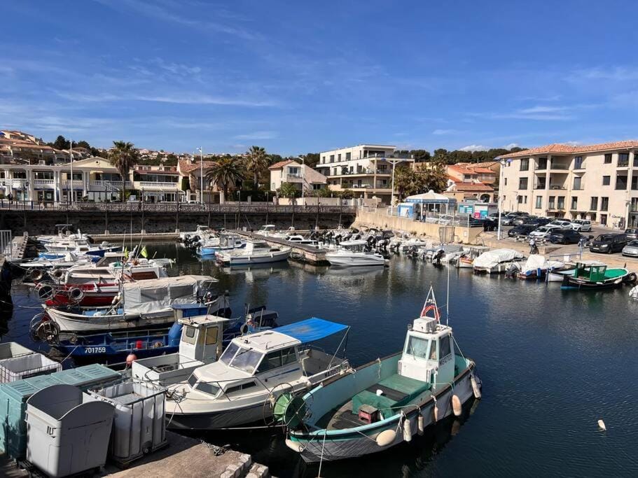 Studio Mer et Vacances Apartment in Sausset-les-Pins