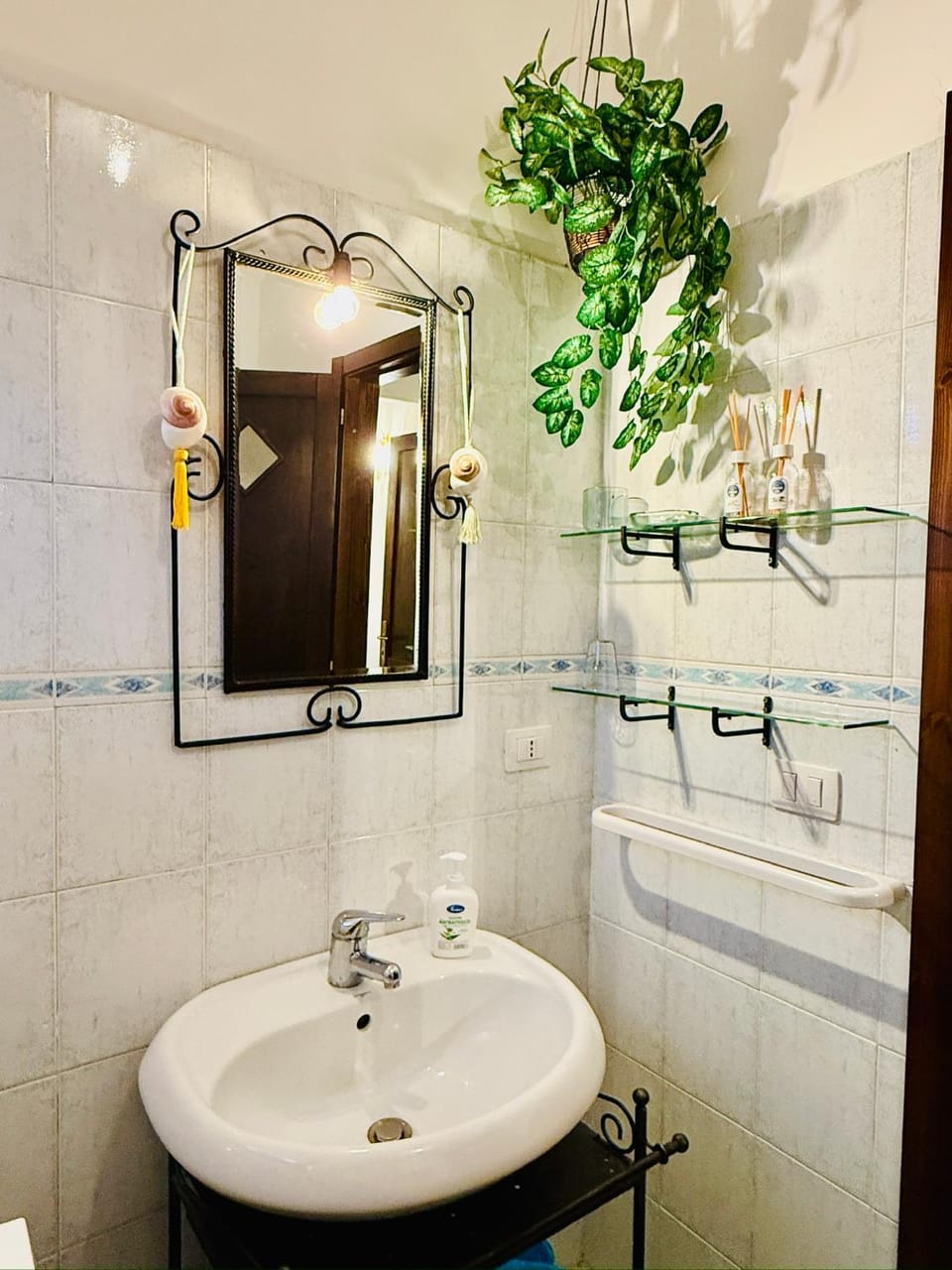 Buganvillea Cottage: un nido a 200 mt. dal mare House in Sardinia