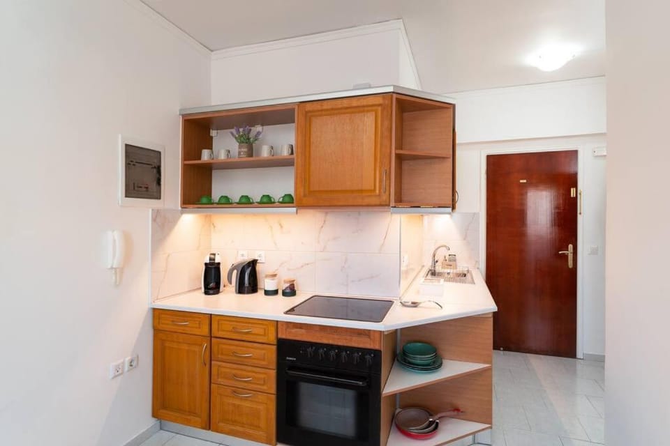 Coffee/tea facilities, Kitchen or kitchenette, pet friendly, stove