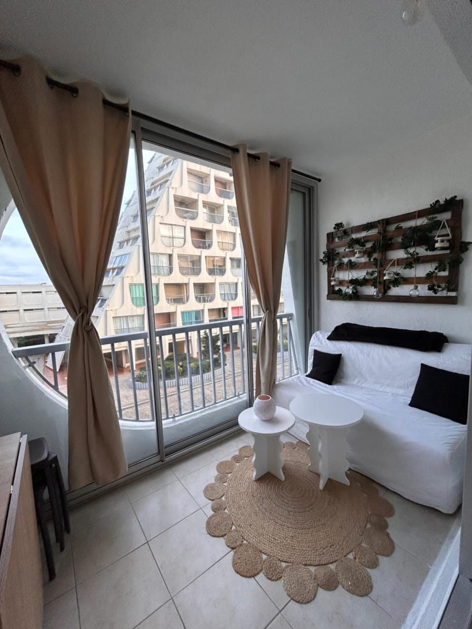 Bed, View (from property/room), Balcony/Terrace