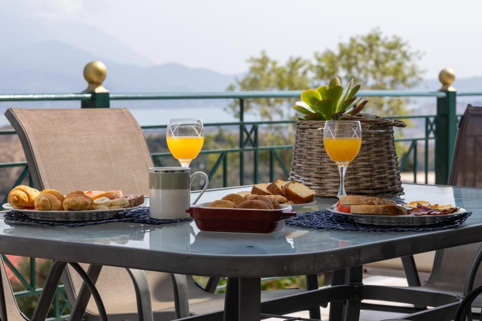 Natural landscape, View (from property/room), Balcony/Terrace, Balcony/Terrace, Sea view, Breakfast