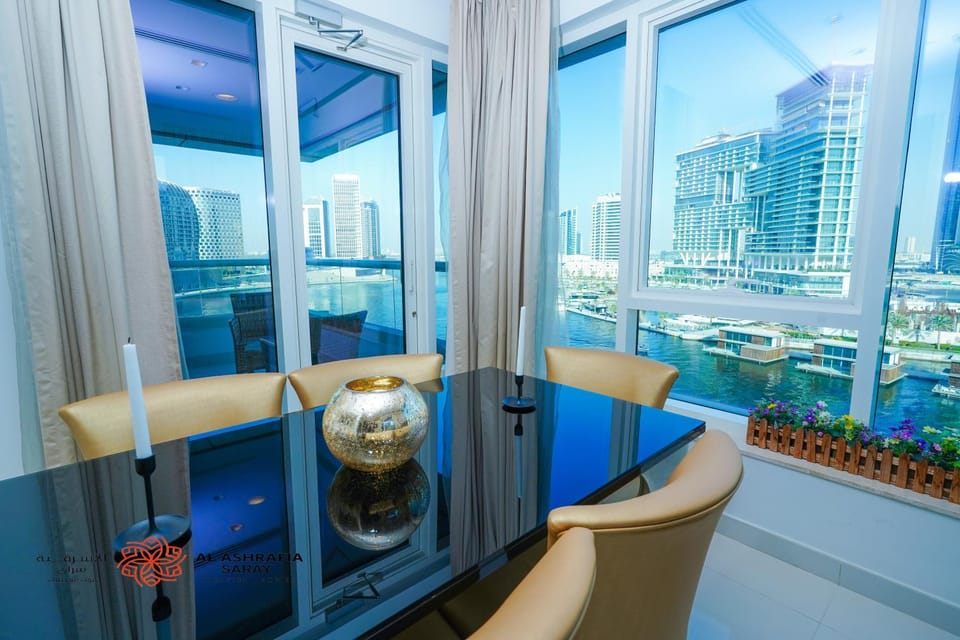 Restaurant/places to eat, View (from property/room), Seating area, Dining area