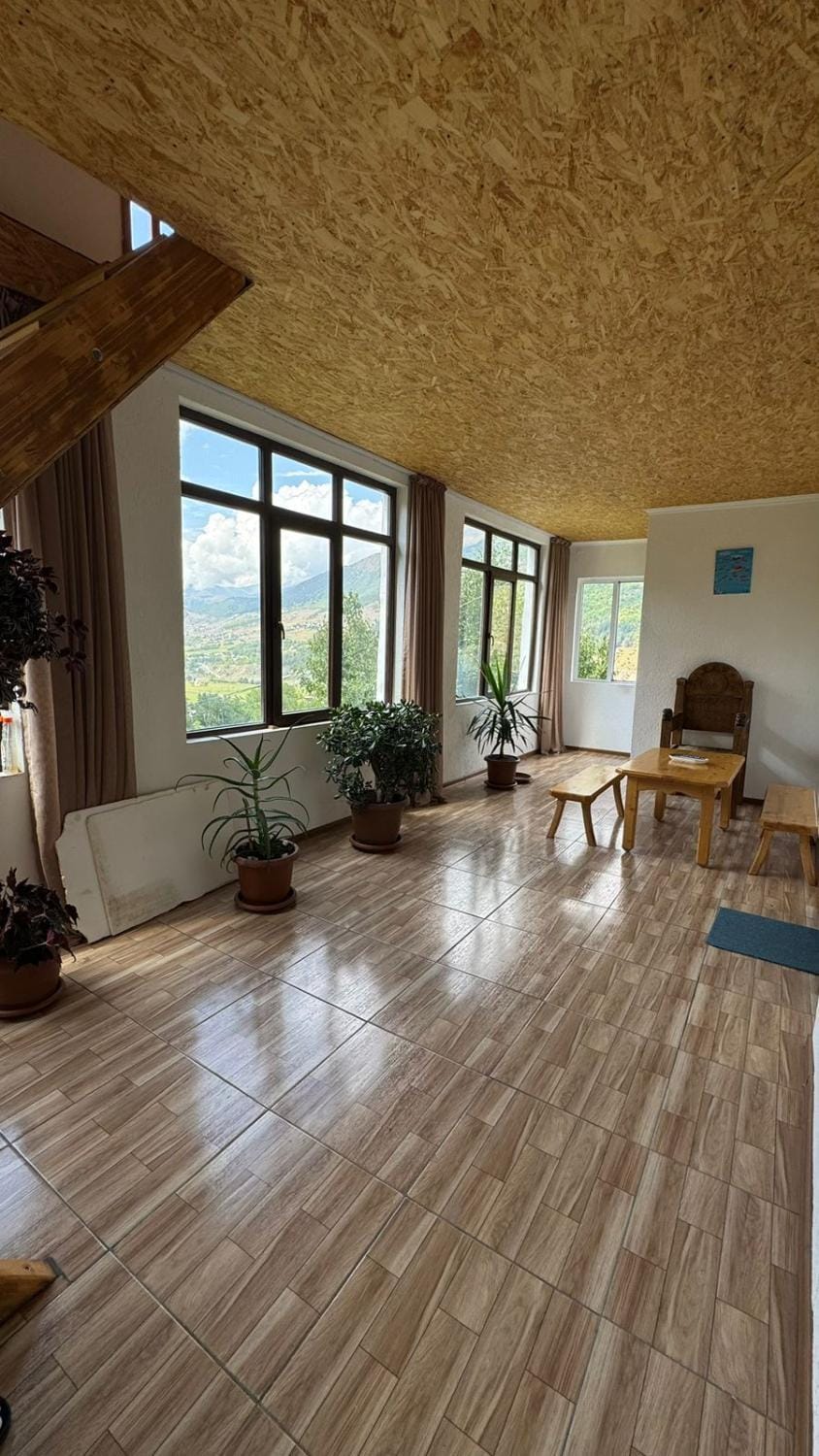 Farielli Guesthouse Bed and Breakfast in Georgia