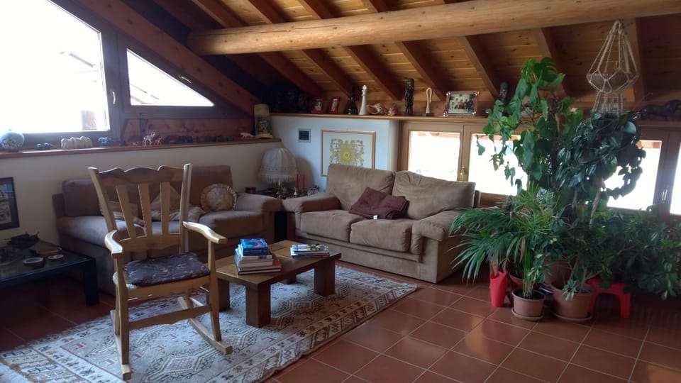 Communal lounge/ TV room, TV and multimedia