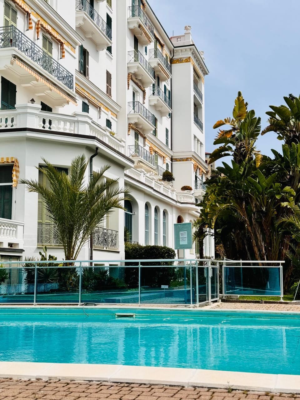 Property building, Pool view, Swimming pool
