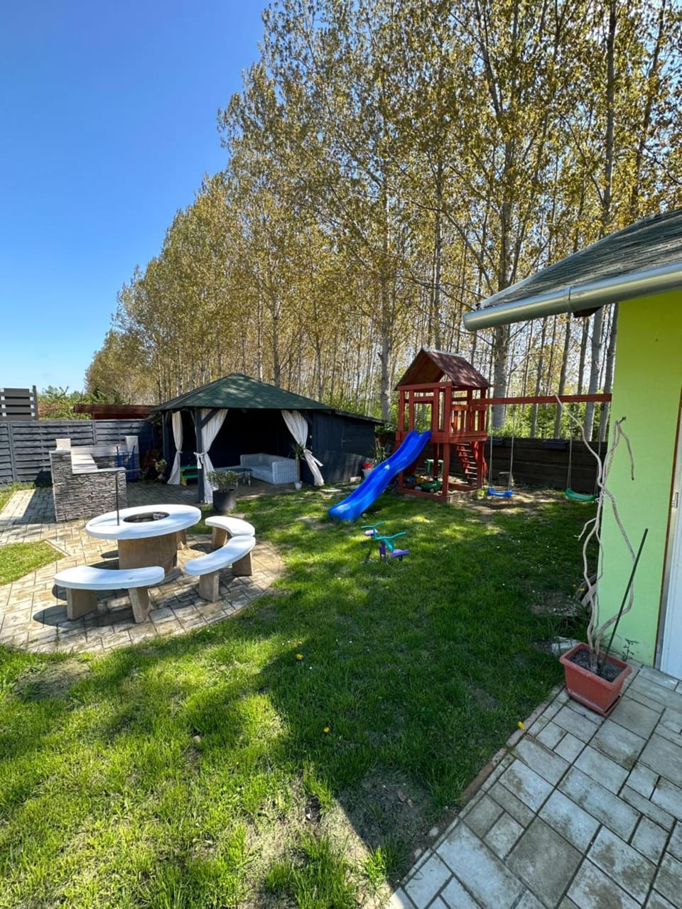 BBQ facilities, Children play ground, Evening entertainment
