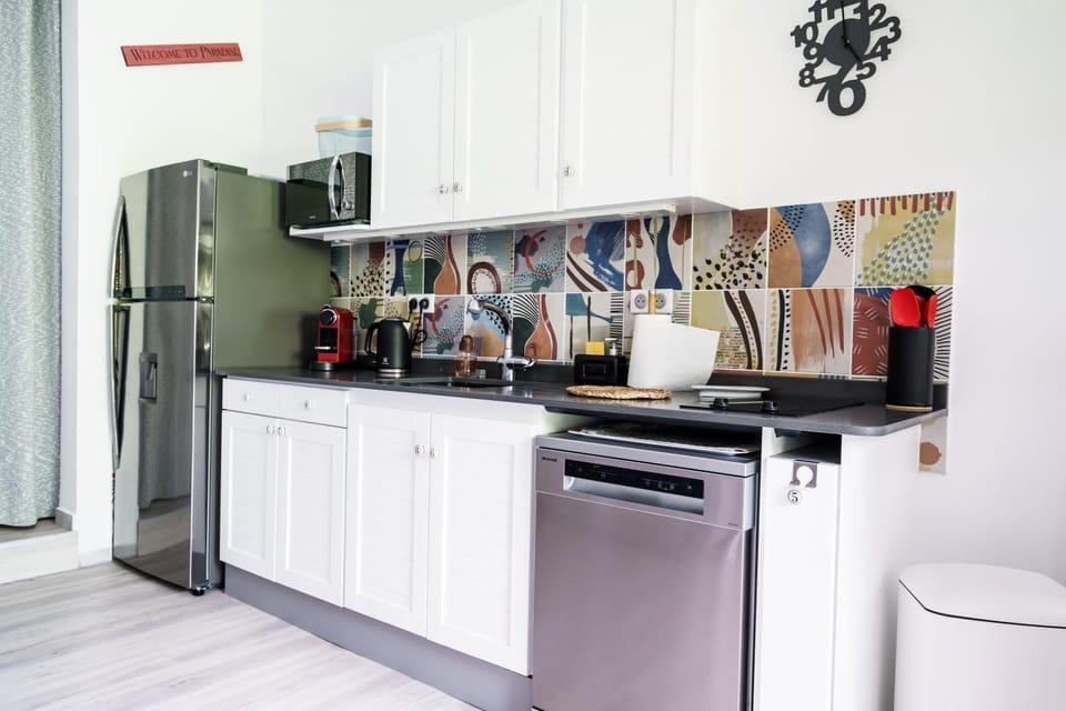 Coffee/tea facilities, Kitchen or kitchenette, dishwasher, minibar, pet friendly, stove, toaster