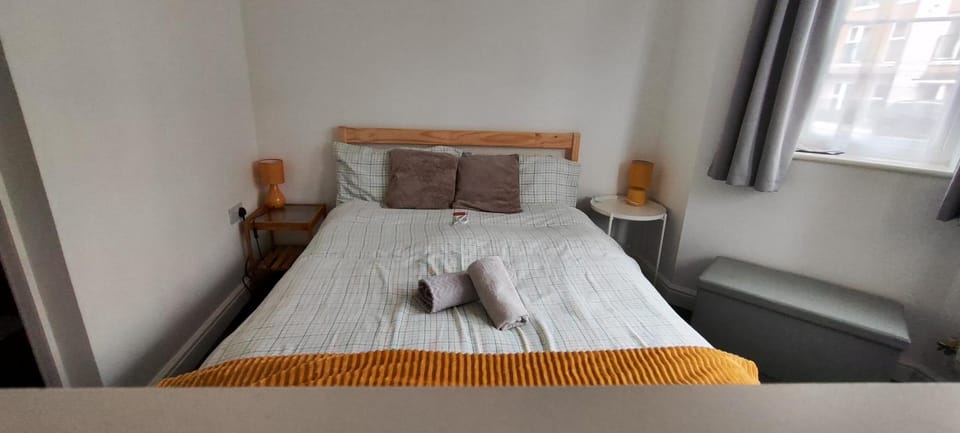 Bright, chilled ensuite DB room in a shared flat! Vacation rental in London Borough of Southwark