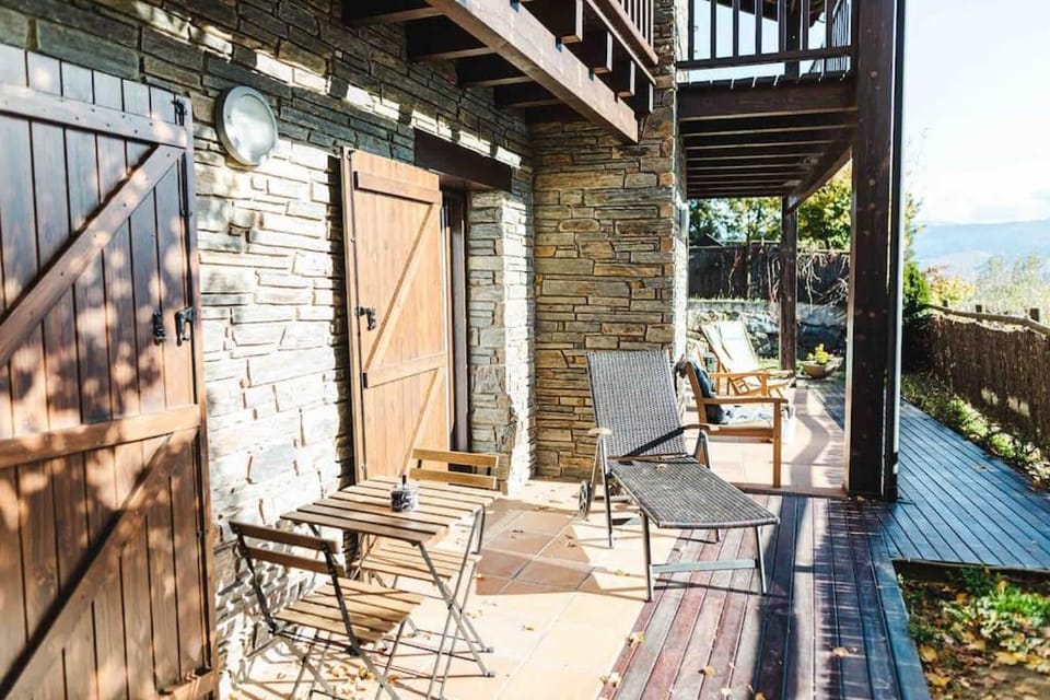 Precioso apartamento con jardín privado a 4 km de Puigcerdà Apartment in Cerdanya