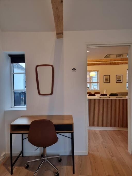 Hyggeligt lille byhus lige mellem havnen og bytorv Villa in Ringkobing