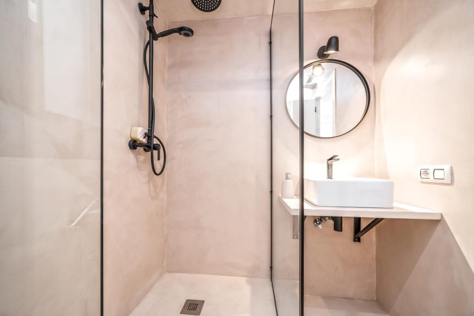 Shower, Bathroom
