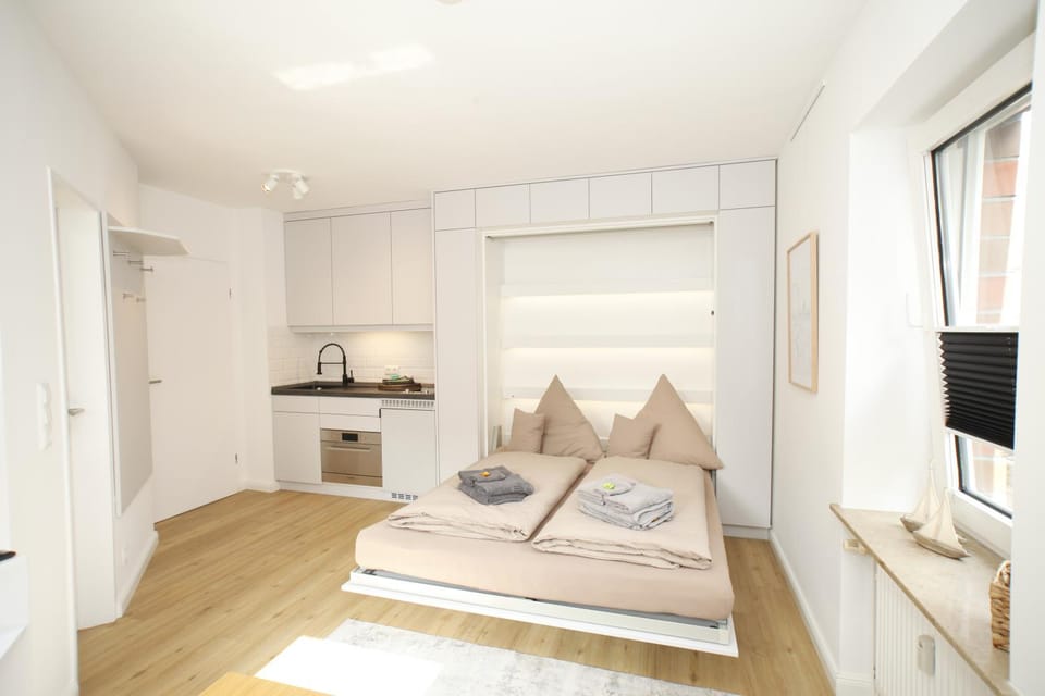 Bed, Photo of the whole room