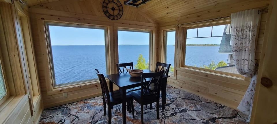 Loza house adirondack skydeck unit lake front Apartment in Lake Champlain
